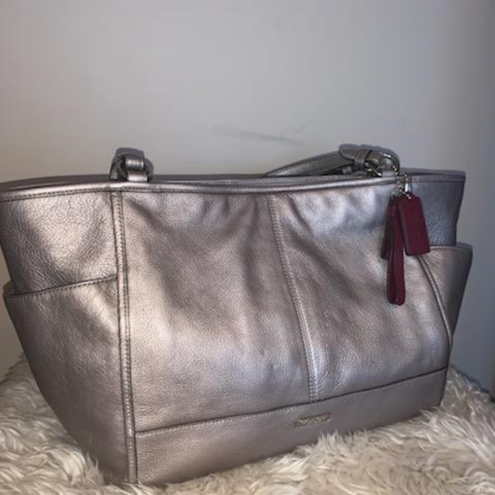 Coach Purse - Picture 4 of 4